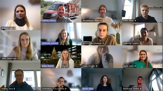 Screenshot MS Teams mit den Studierenden des Master-Studiengangs Multimedia-, Kommunikations- und Marktmanagement; Herrn Schäwe und Frau Hellmuth von Eismann sowie Prof. Dr. Regine Kalka